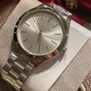Michael Kors unisex slim runway watch -SILVER